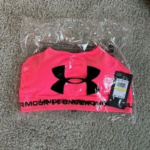 NEW Under Armour Sports Bra - Pink